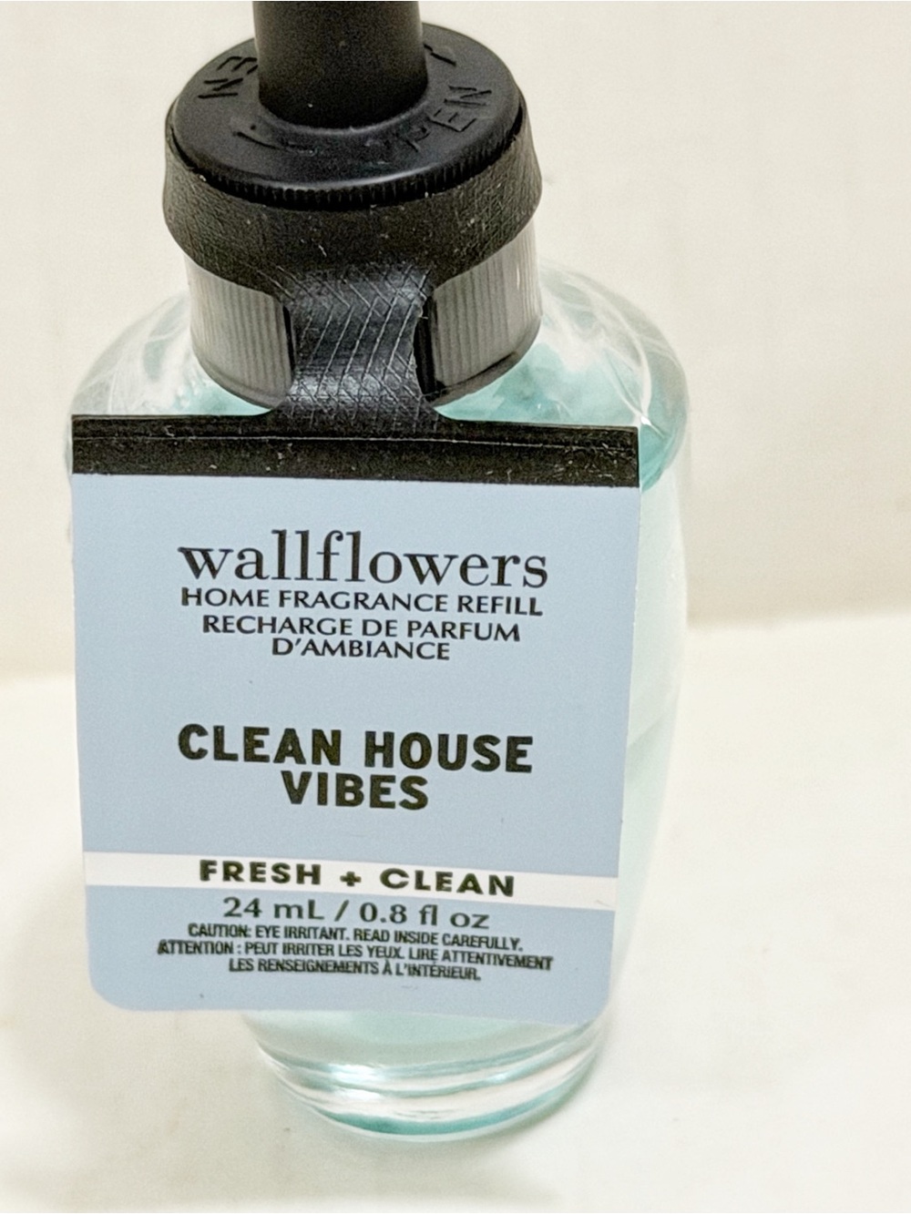 Bath and body works Wallflowers Clean House Vibes Home Fragrance - Picture 2 of 3